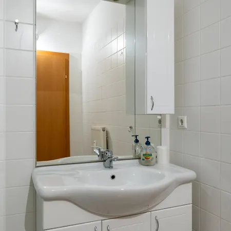 Farawayhomes #10 格拉茨