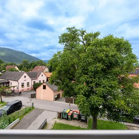 Farawayhomes #10 Daire Graz