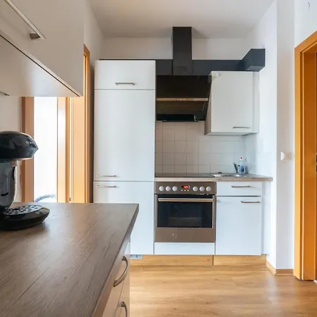 Farawayhomes #10 公寓 *