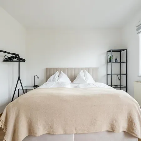 Farawayhomes #10 Daire