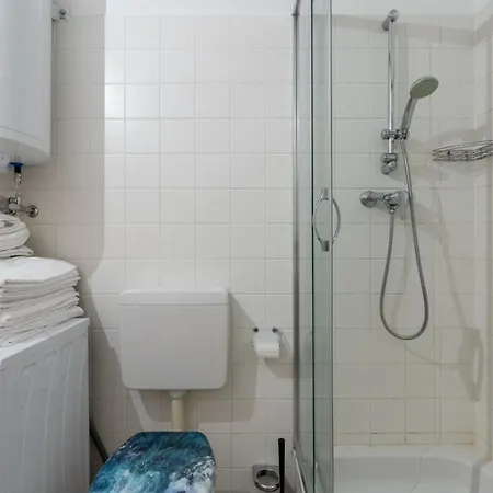 Farawayhomes #10 Graz