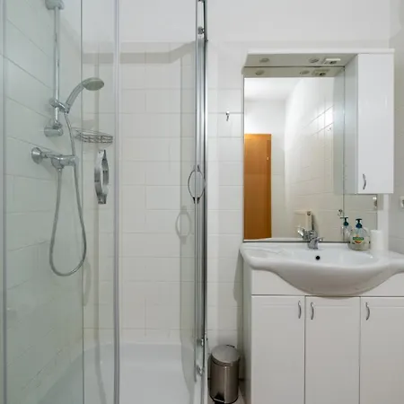 Farawayhomes #10 * Γκρατς
