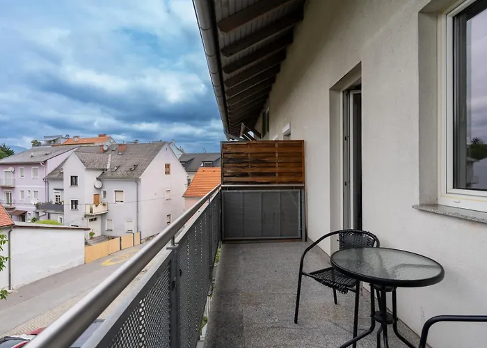 Farawayhomes #10 Graz