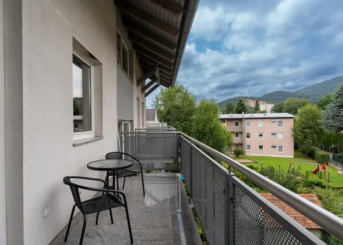 Farawayhomes #10 * グラーツ