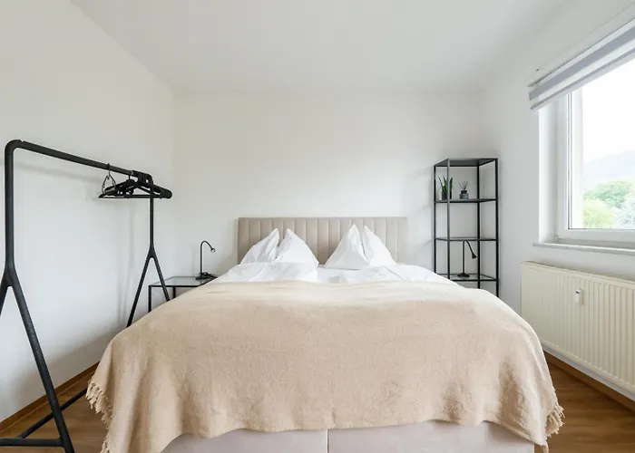 Farawayhomes #10 Apartment