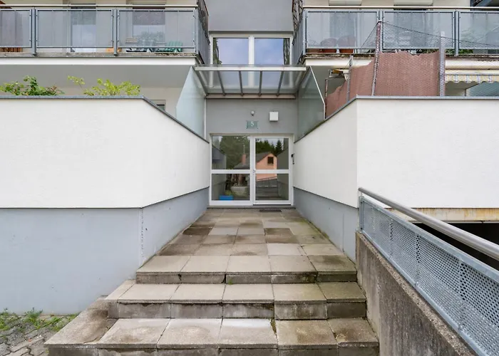 Apartment Farawayhomes #10 *